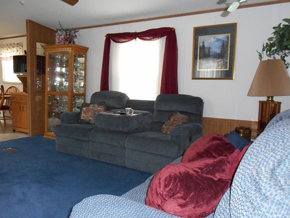 5th image of 4 Orchid Ln