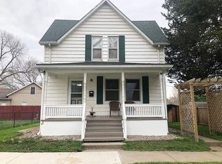 1215 1st St SW, Cedar Rapids, IA 52404