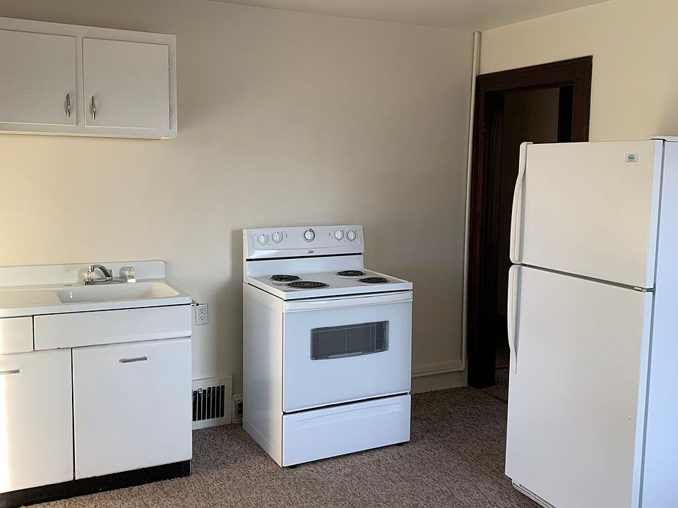 Kitchen- Stove is not included.