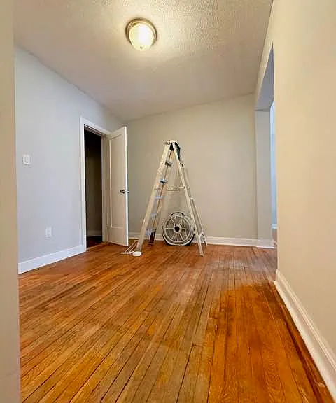 50 E 21st St #1 — Photo 9