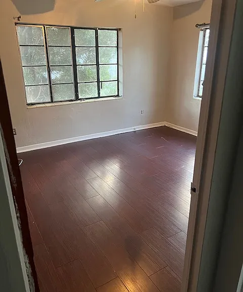 2514 W Gray St — Photo 5