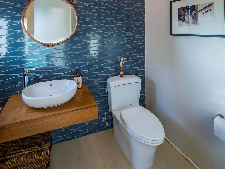 615 Dune Rd — Photo 18