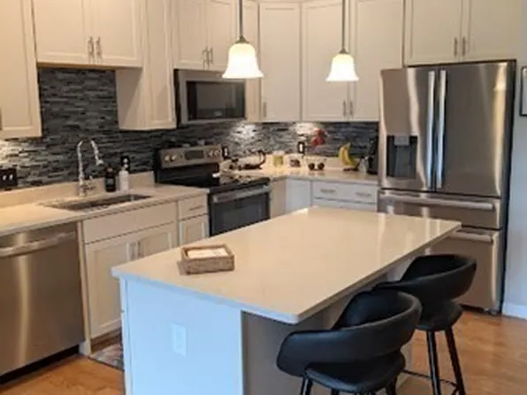 11 Peters Farm Way #109, Westborough, MA 01581