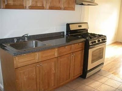 2nd image of 422-438 2nd Ave