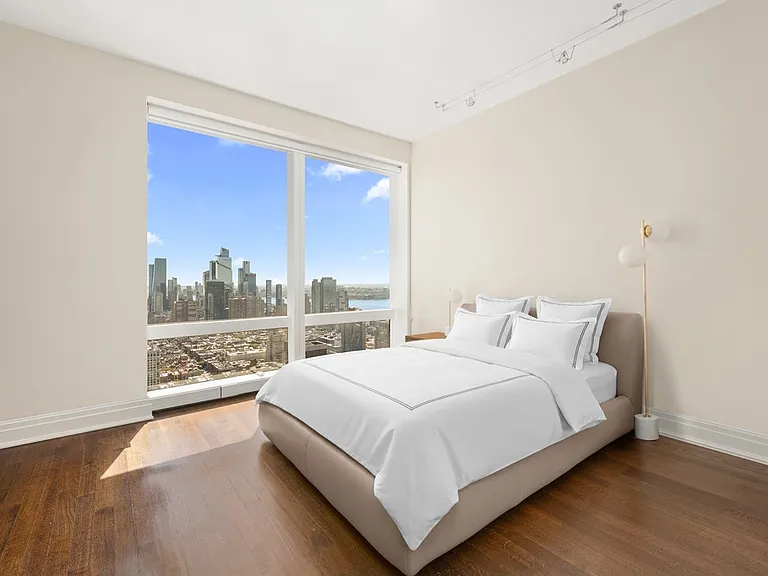 80 Columbus Cir #68E — Photo 8