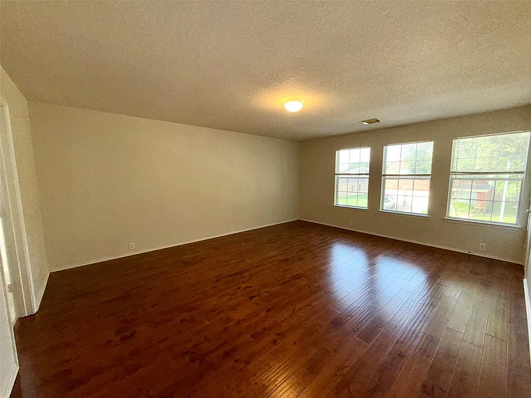 14954 Sugar Peak Dr — Photo 7