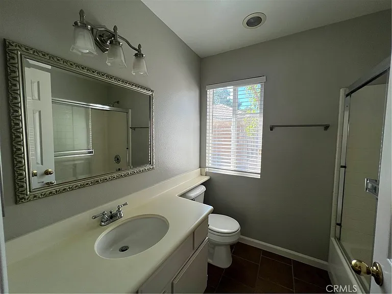 186 Cherrybrook Ln — Photo 7