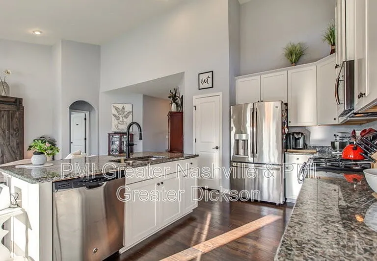 1664 Brockton Ln — Photo 11