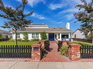 492 Magnolia St, Costa Mesa, CA 92627