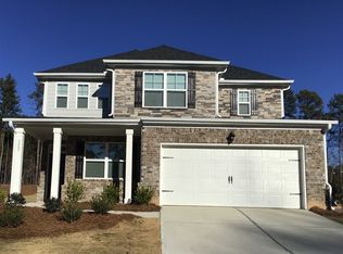 3497 Okelly Dr, Loganville, GA 30052