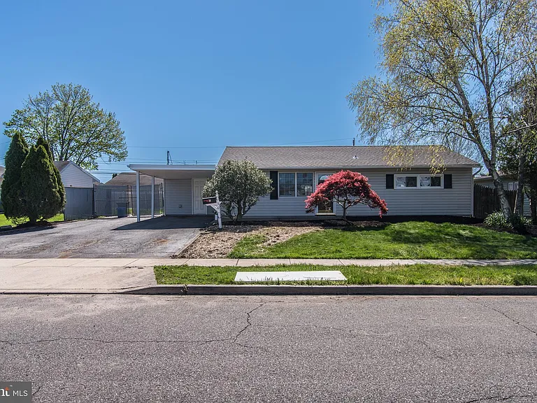 30 Primrose Ln — Photo 1