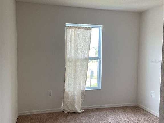 2nd image of 1523 Wynford Cir