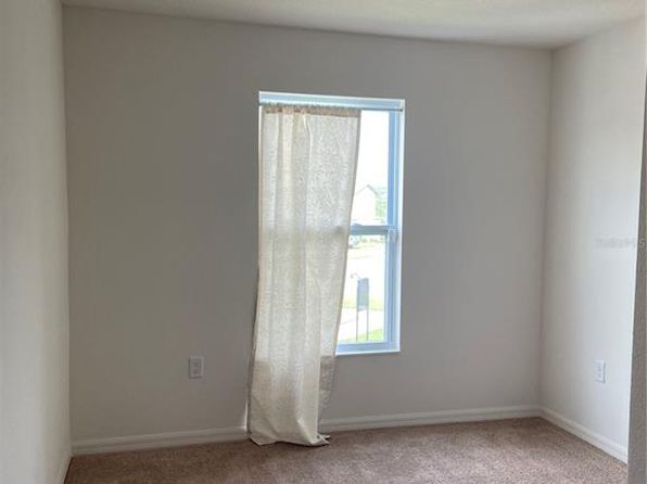 1523 Wynford Cir, Tavares, FL 32778