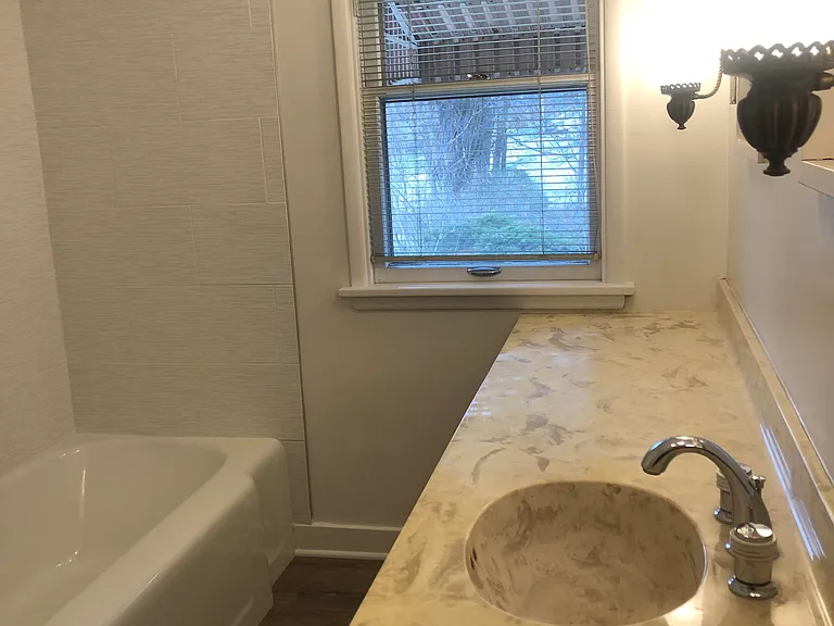 314 W Bridge St #1 — Photo 12