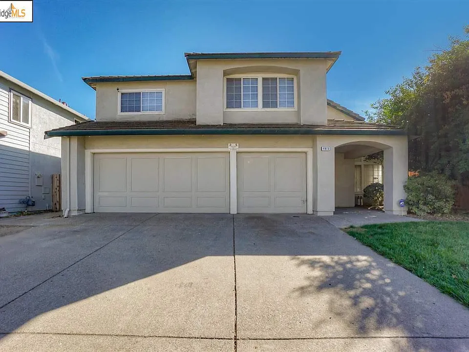 4973 Ridgeview Dr