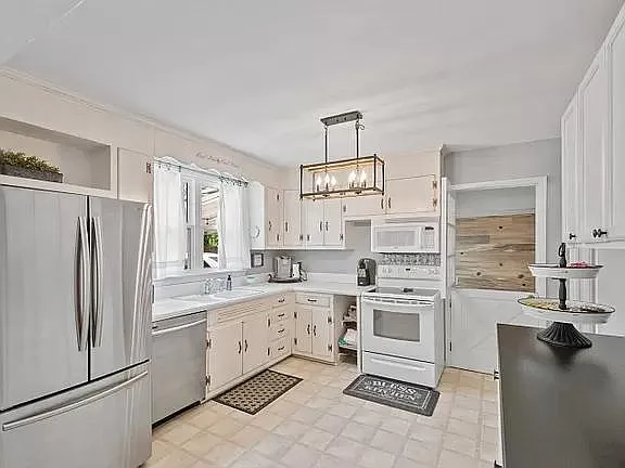 503 Perkins Dr — Photo 15