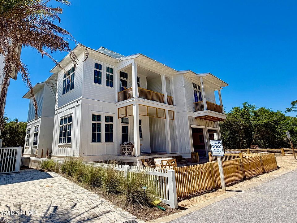 1st image of 202 Parkshore Ct