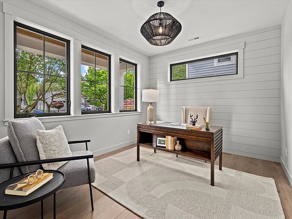 5th image of 11440 109th Avenue NE