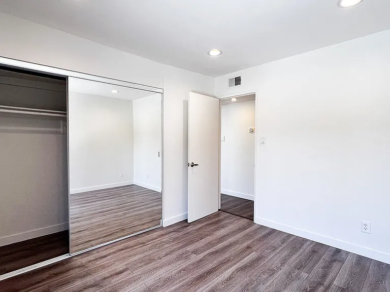 5700 Etiwanda Ave #257 — Photo 13