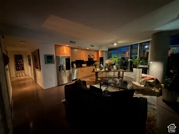 35 E 100 S APT 502, Salt Lake City, UT 84111