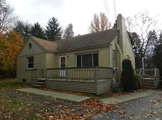 3114 New Butler Rd, New Castle, PA 16101