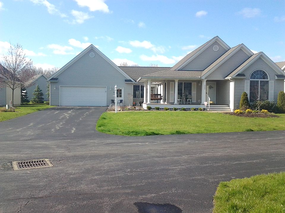 1st image of 5223 Nashua Dr #44