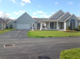 5223 Nashua Dr #44, Youngstown, OH
