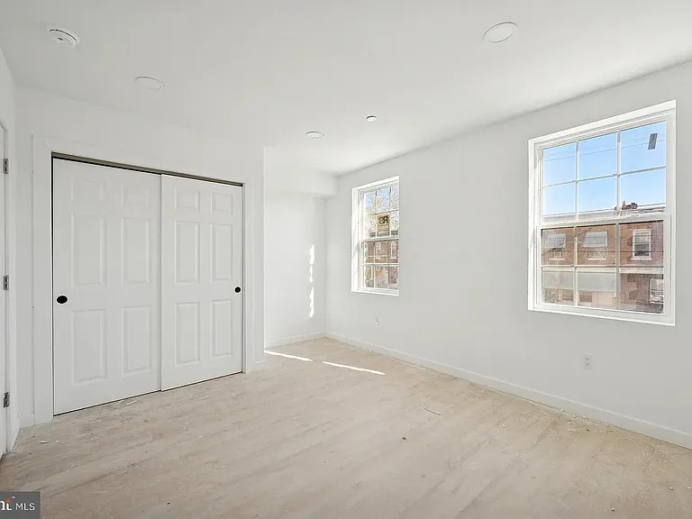 5530 Boyer St #2B — Photo 3