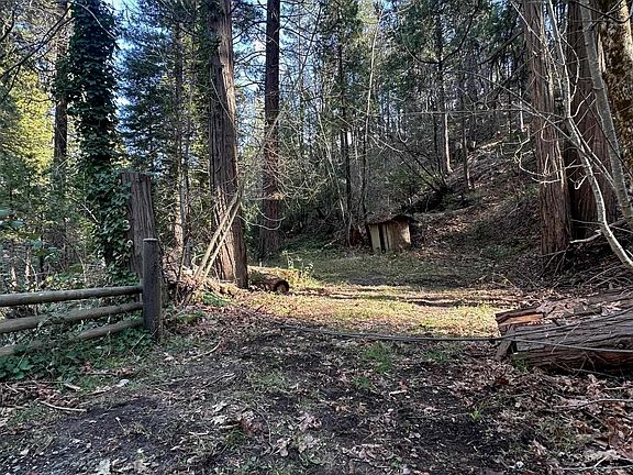 4th image of 22895 S Fork Rd