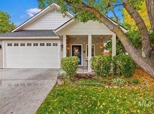 4872 N Hacienda Ave, Boise, ID 83703