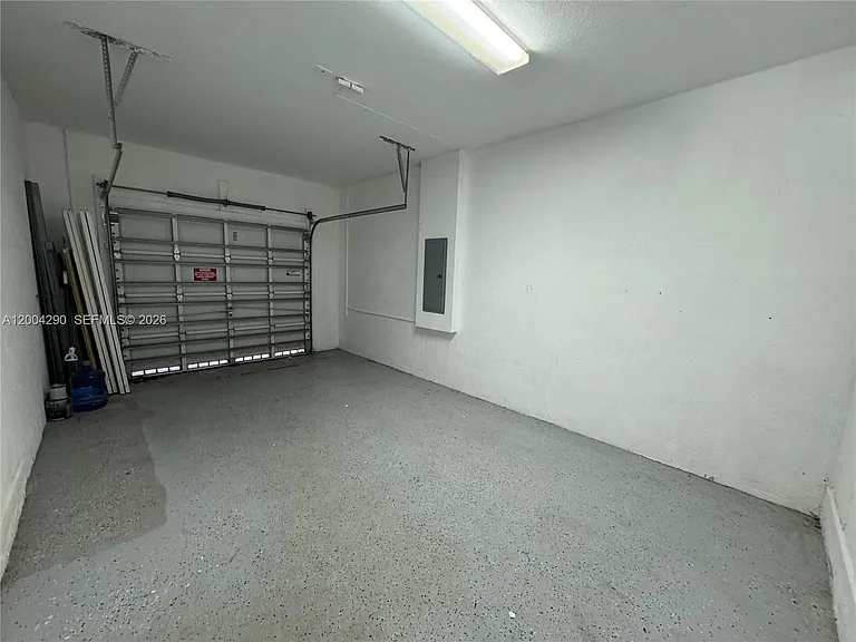 2356 NE 3rd Ct — Photo 22