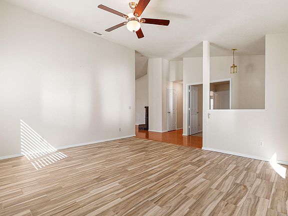 5th image of 1566 Lavender Way
