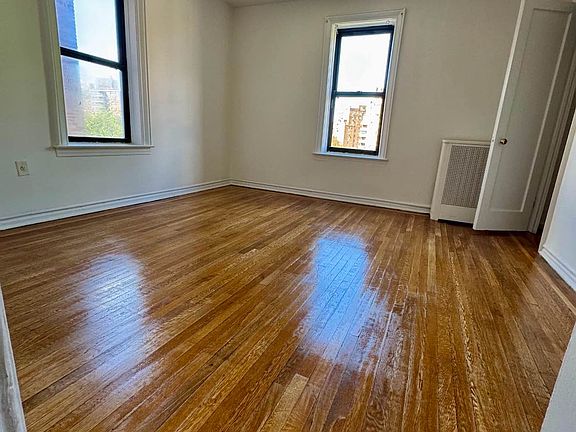 3rd image of 3881 Sedgwick Ave APT 2E