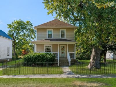 217 N Main St, Roberts, IL, 60962