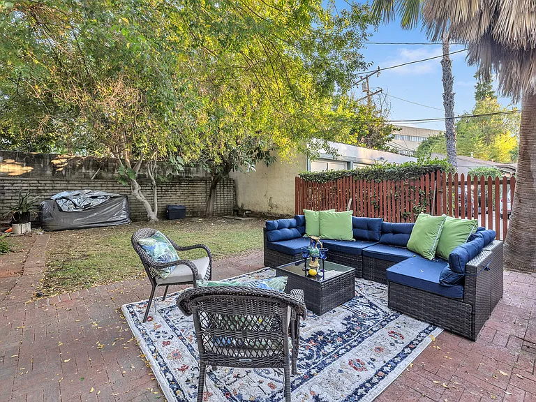 8700 Bonner Dr — Photo 27