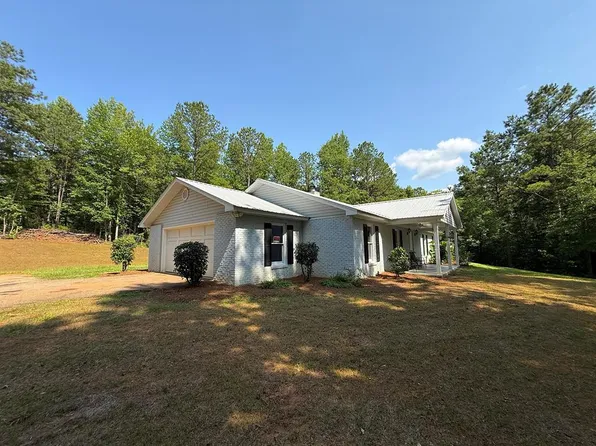 245 Lake Talbot Rd, Box Springs, GA 31801