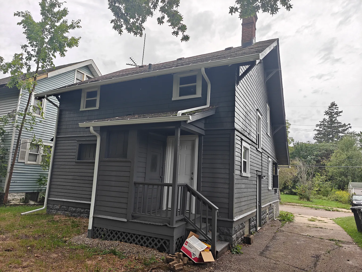 4 bed, 1248 sqft, $1,295 — Photo 2