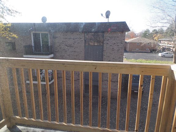 4th image of 195 Mead St APT C5