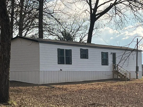 135 Poplar Cir, Bean Station, TN 37708