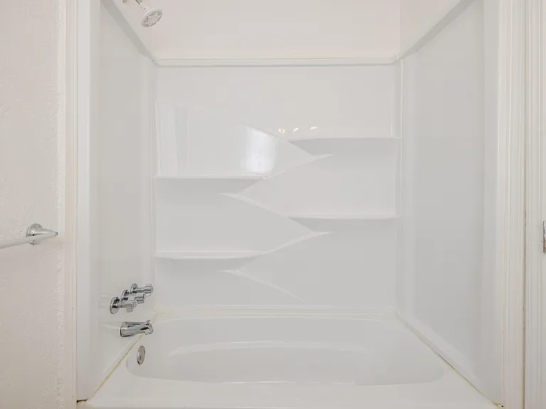 125 Magnolia Dr — Photo 32