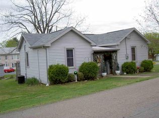 88 Train Whistle Ln, Penn Laird, VA 22846