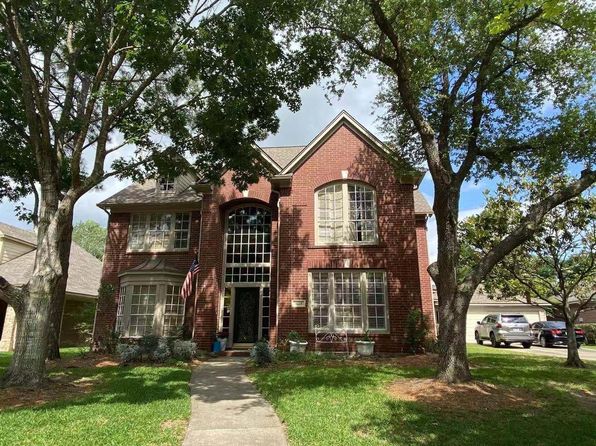 4115 Crimson Oak Ct