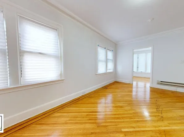 2613 Avenue J image 2 of 10