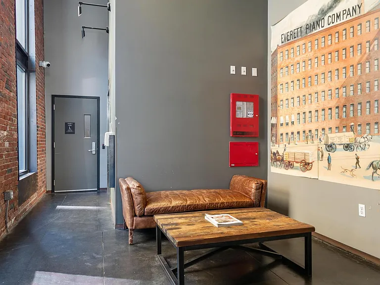 90 Wareham St #216 — Photo 17