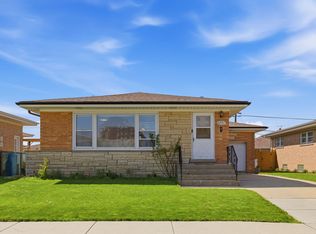 8547 W Winona St, Chicago, IL 60656