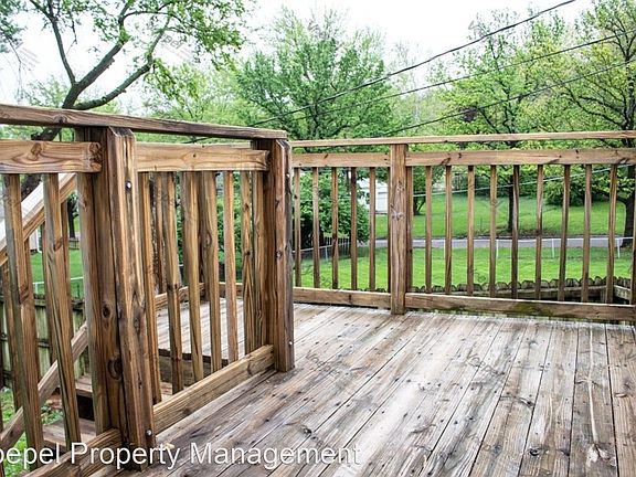 2nd image of 8633 Rainbow Ln