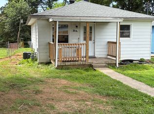 247 Lees Ln N, Louisville, KY 40229