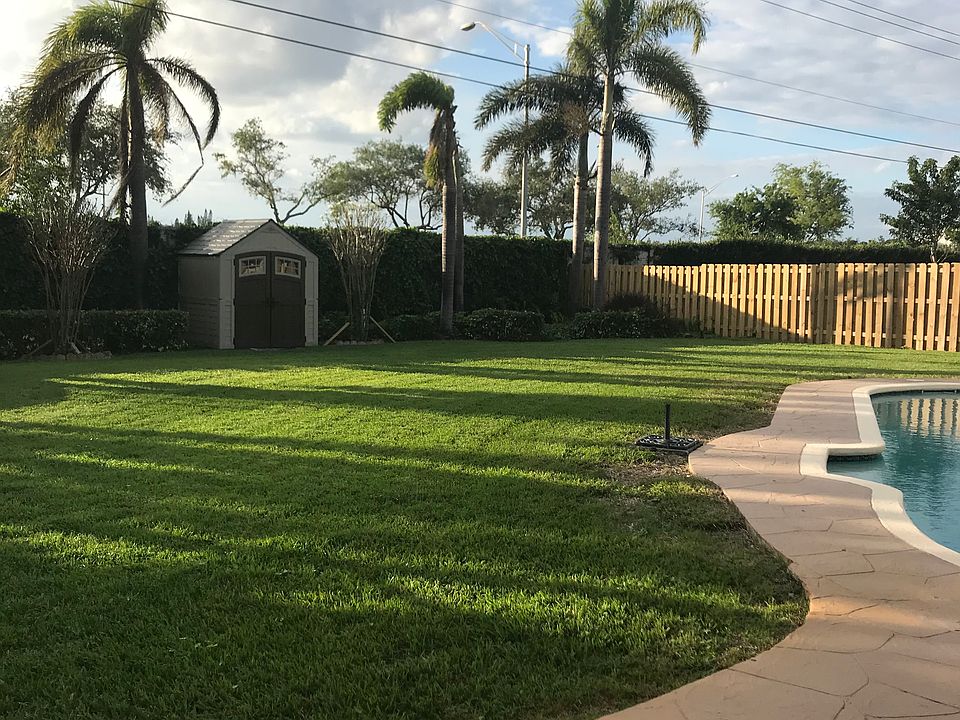 2nd image of 3908 Lymestone Dr