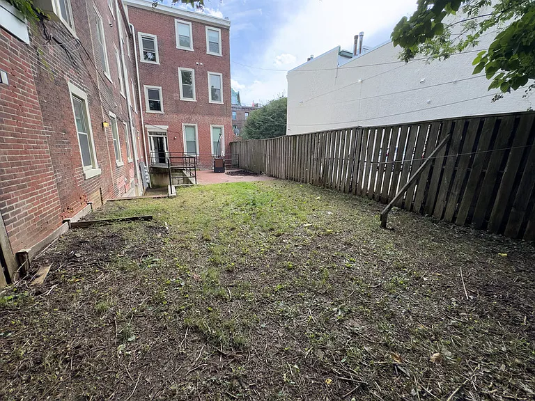 1703 Green St #1 — Photo 29