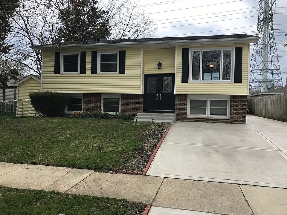 1st image of 148 Garden Dr